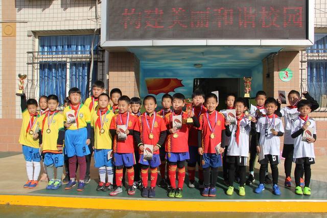 刘铮11+6+5范子铭17+14 上海终结北京5连胜