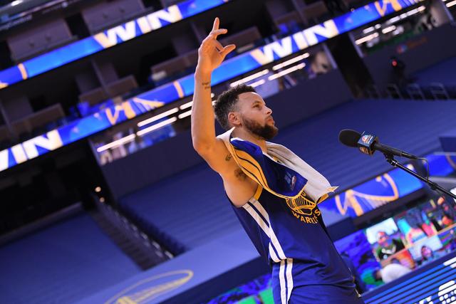 欧冠-福登破门哲凯赖什戴帽 曼城1-4葡萄牙体育