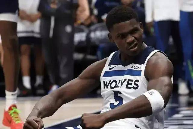 WCBA总决赛：山西主场53:75不敌四川 四川大比分2:1夺得赛点